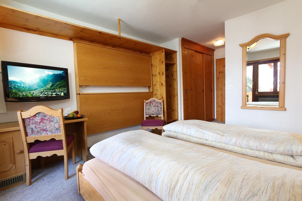 Hotel Alphubel ซาสฟี ภายนอก รูปภาพ
