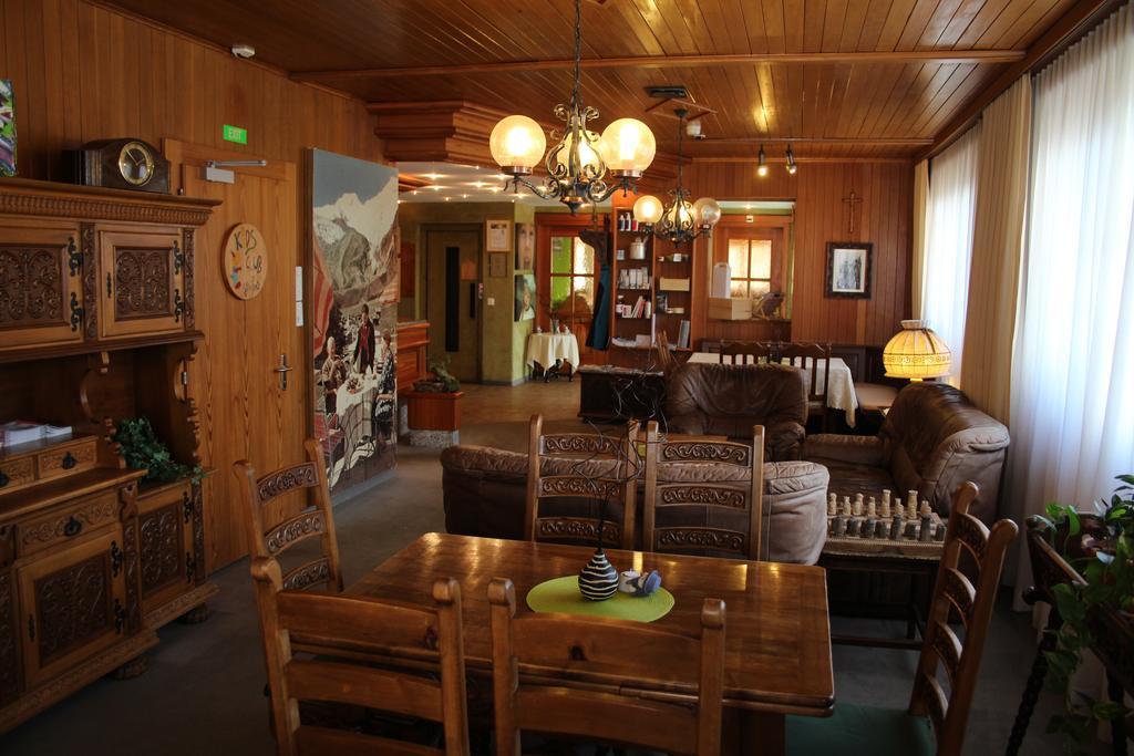 Hotel Alphubel ซาสฟี ภายนอก รูปภาพ